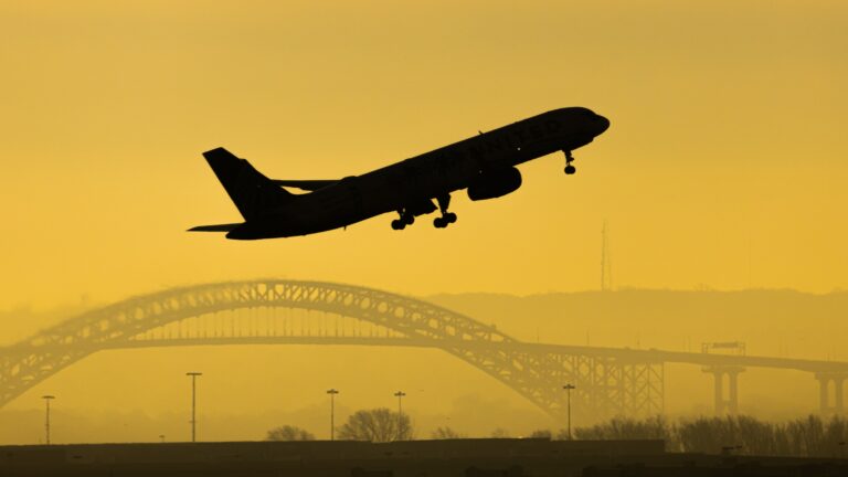 Flybe: AF-KLM et Lufthansa à la rescousse… des slots!