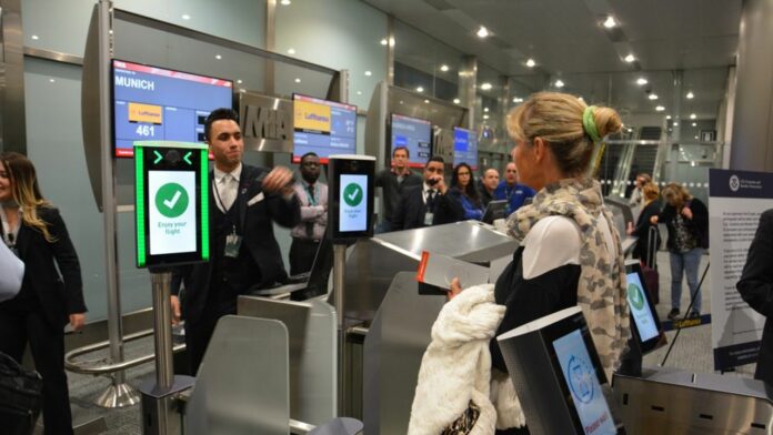 La biométrie permet de réduire l’attente dans les aéroports