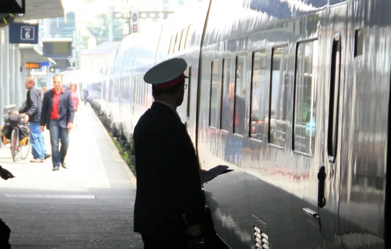 La Bretagne et la Côte d’Azur favoris de l’été pour Trainline