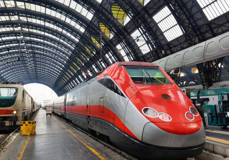 La ligne ferroviaire Paris-Milan est à nouveau stoppée