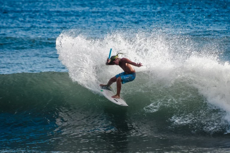 Air Tahiti Nui partenaire de la Fédération Française de Surf