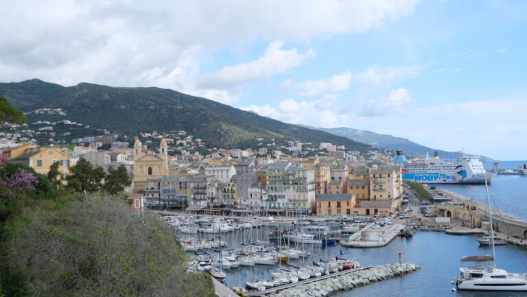 Traversée Livourne-Bastia: Moby relance la saison 2025