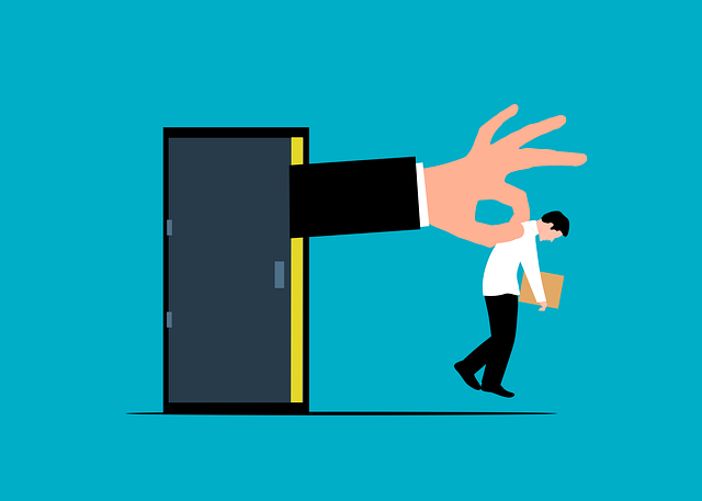 Pourquoi cette vague de licenciements dans la distribution online?