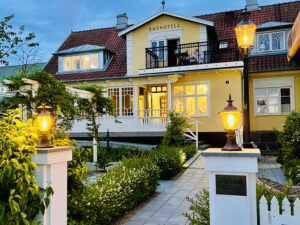 Kiviks Badhotell, Anna Apelqvist