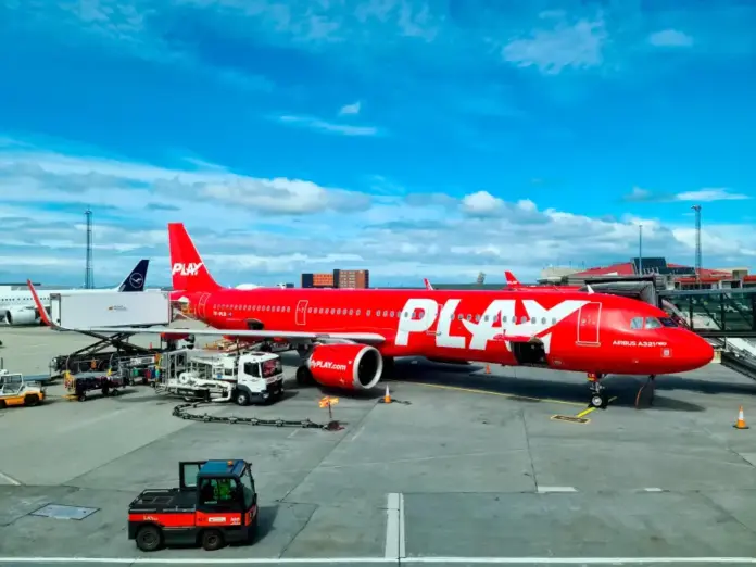 Play airlines