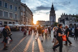 Surtourisme et nomades numériques: quand la présence physique des voyageurs devient une provocation