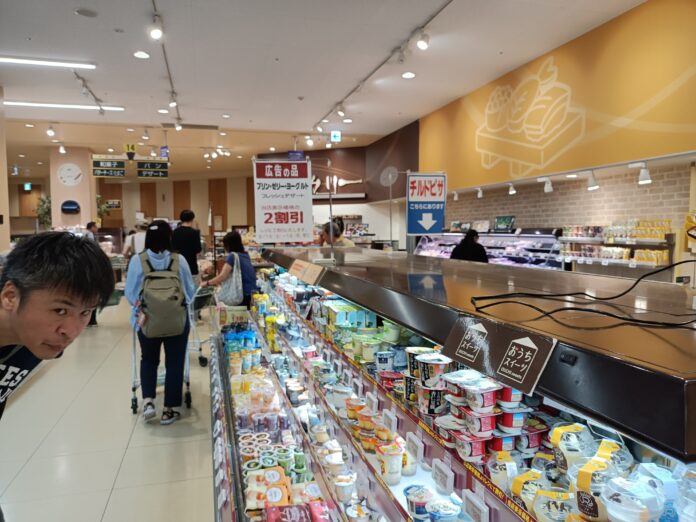 L'Asie ralentit, tandis que le Japon bat des records