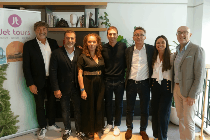 Equipe Jet Tours