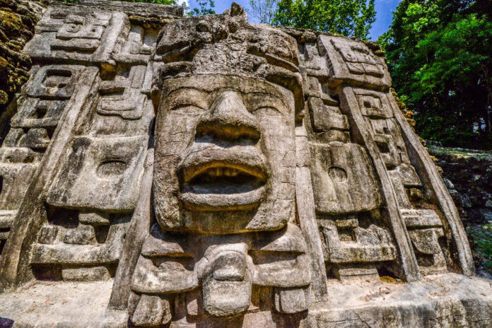 Lamanai © Belize Tourism Board