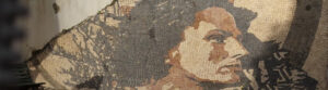 Le visage d'Amalia Rodrigues sur une mosaiïque de l'artiste Vhils