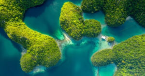 La lagune de Sugba, située à Del Carmen, au nord-est de l'île de Siargao. ©Shutterstock