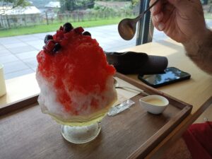 La glace pilée japonaise s'appelle le kakigōri 