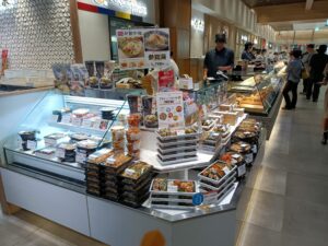 Partout, des plats préparés a emporter, un vrai bonheur! 