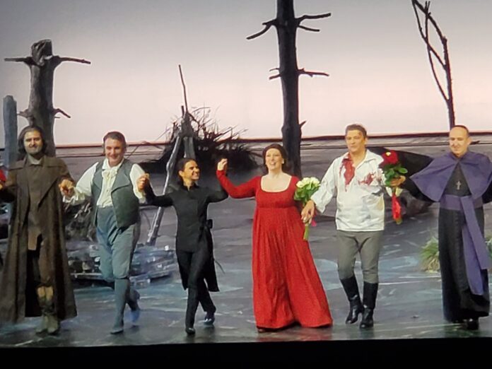 Tosca à l’Opéra Bastille: une cheffe d’orchestre ukranienne à la baguette