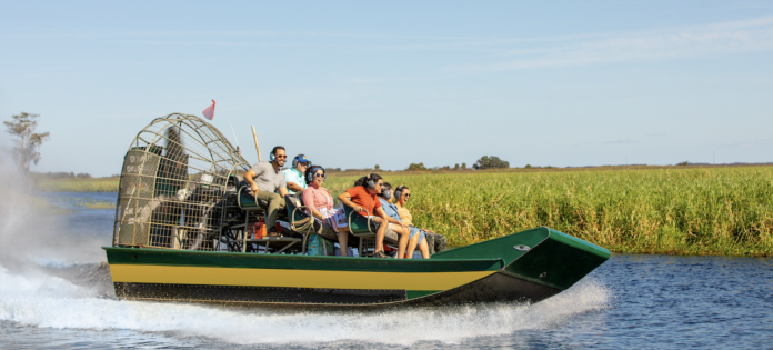 Tour en hydroglisseur airboat - crédit photo - Experience Kissimmee