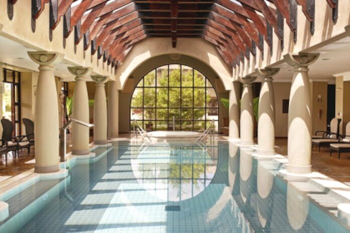 Piscine d’un établissement thermal