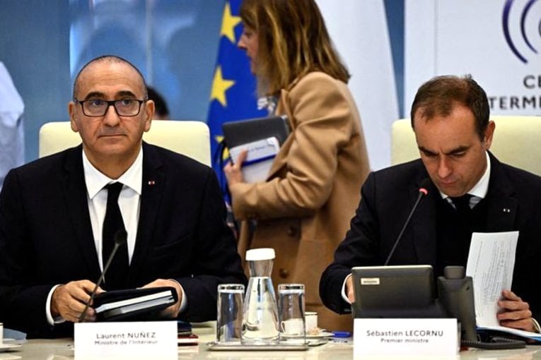 Plusieurs gouvernements européens alertent leurs ressortissants
