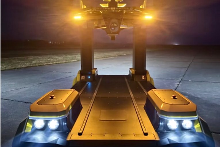 IA, robots et collaboration : les nouveaux gardiens des pistes
