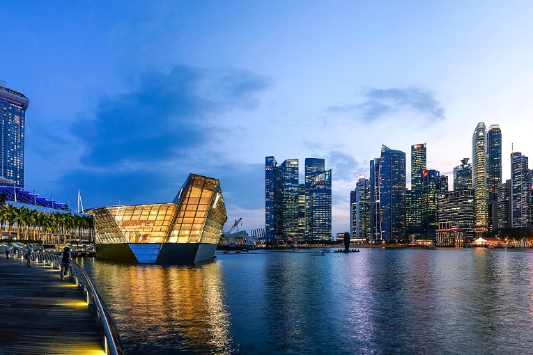 Marina Bay au crépuscule