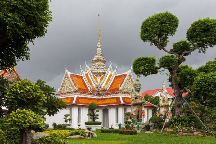 Le temple Wat Arun à Bangkok