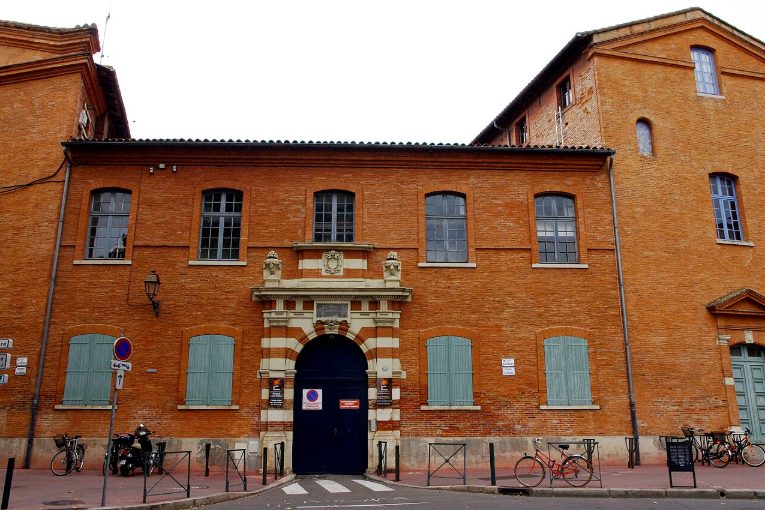 La place de la Daurade à Toulouse